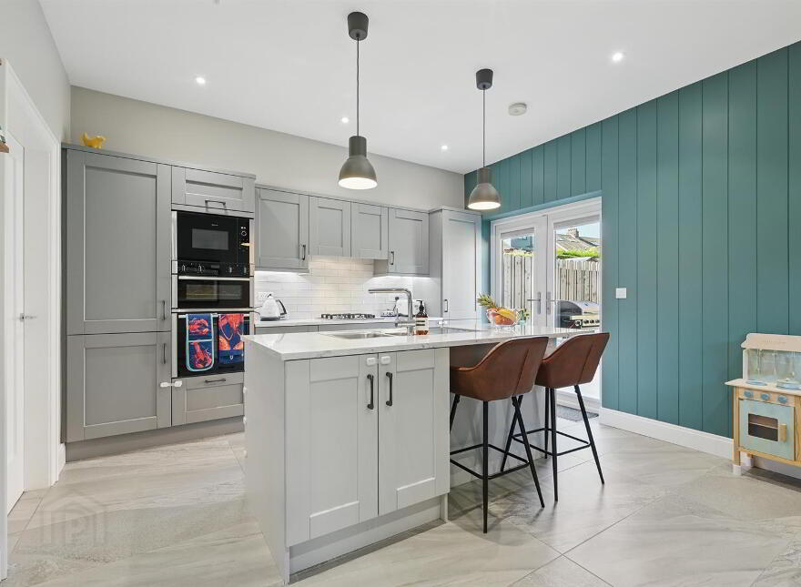 13 Finaghy Park Gardens, Belfast, BT10 0FU