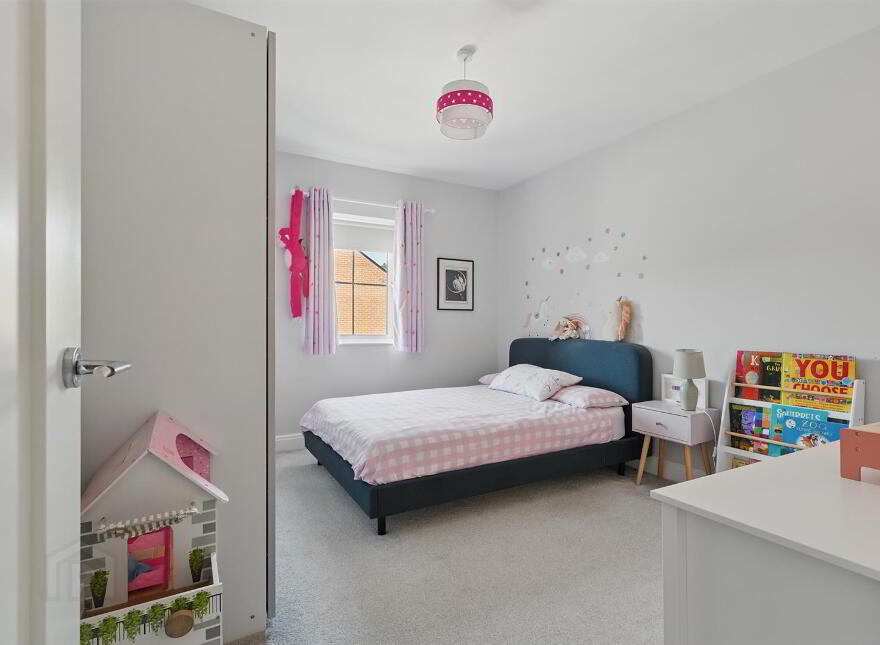 13 Finaghy Park Gardens, Belfast, BT10 0FU
