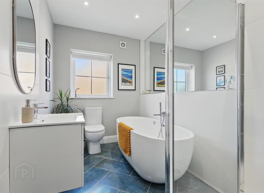 13 Finaghy Park Gardens, Belfast, BT10 0FU