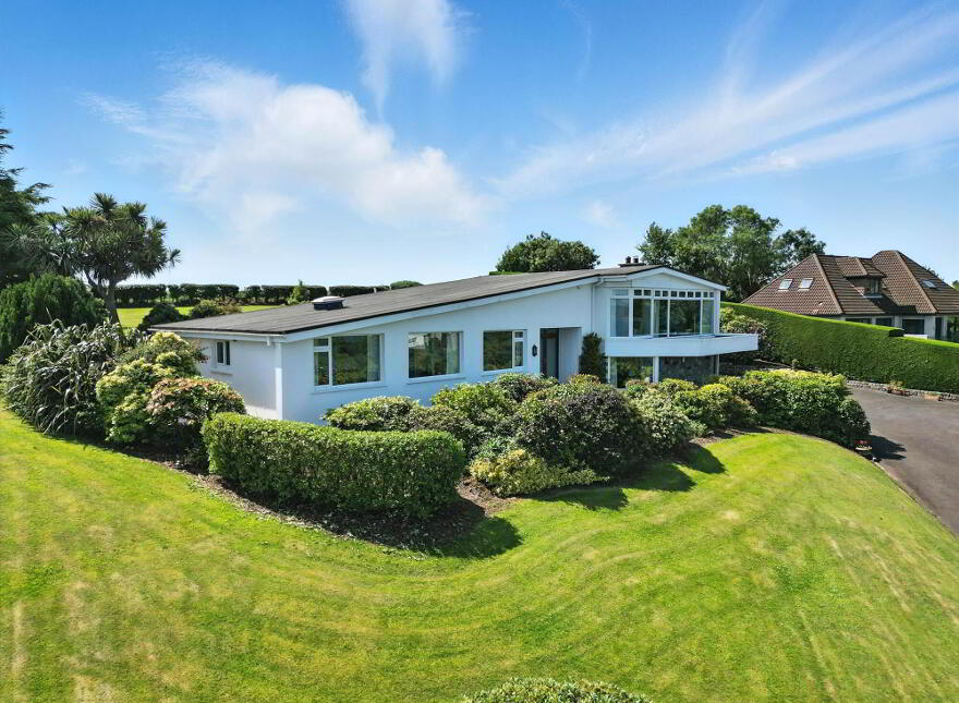 25 Larch Hill, Bangor Road, Holywood, BT18 0JN photo