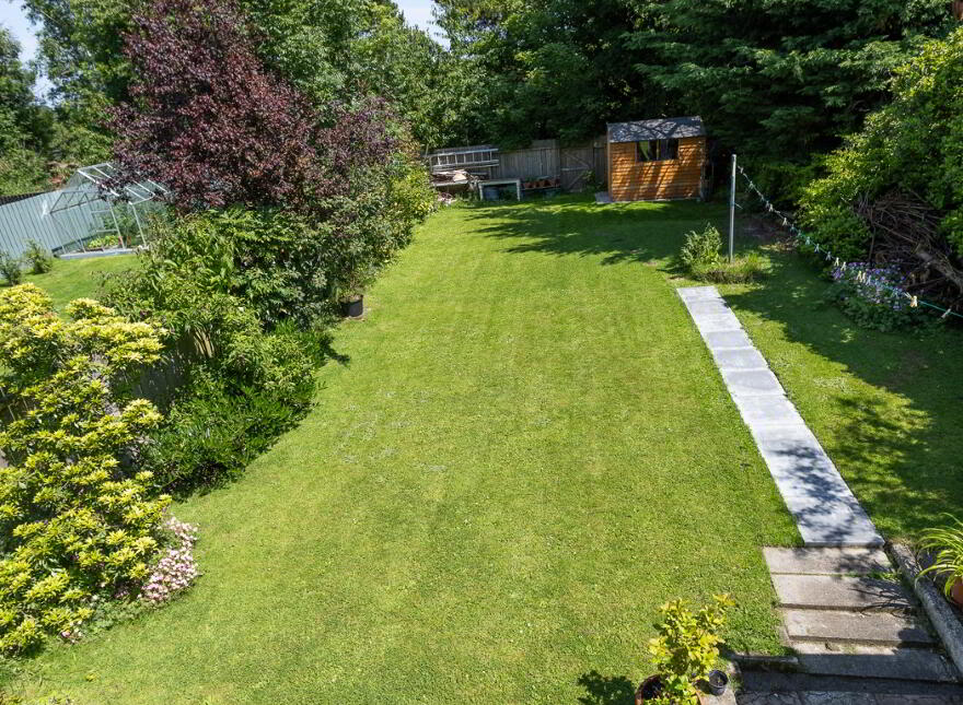14 Rosemount Avenue, Armagh, BT60 1BB