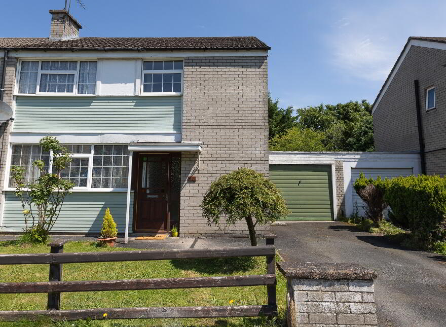 14 Rosemount Avenue, Armagh, BT60 1BB photo
