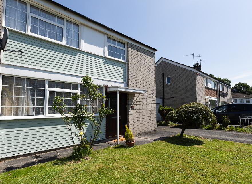 14 Rosemount Avenue, Armagh, BT60 1BB