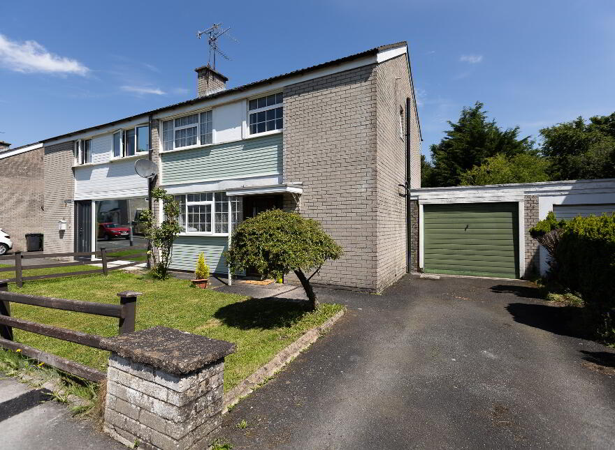 14 Rosemount Avenue, Armagh, BT60 1BB