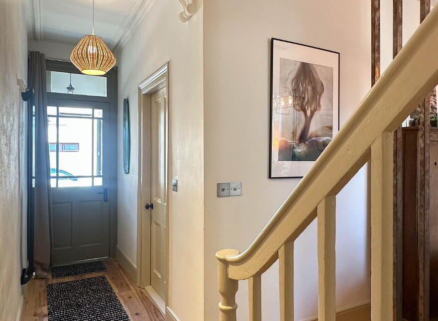 87 Main Street, Portrush, BT56 8DA