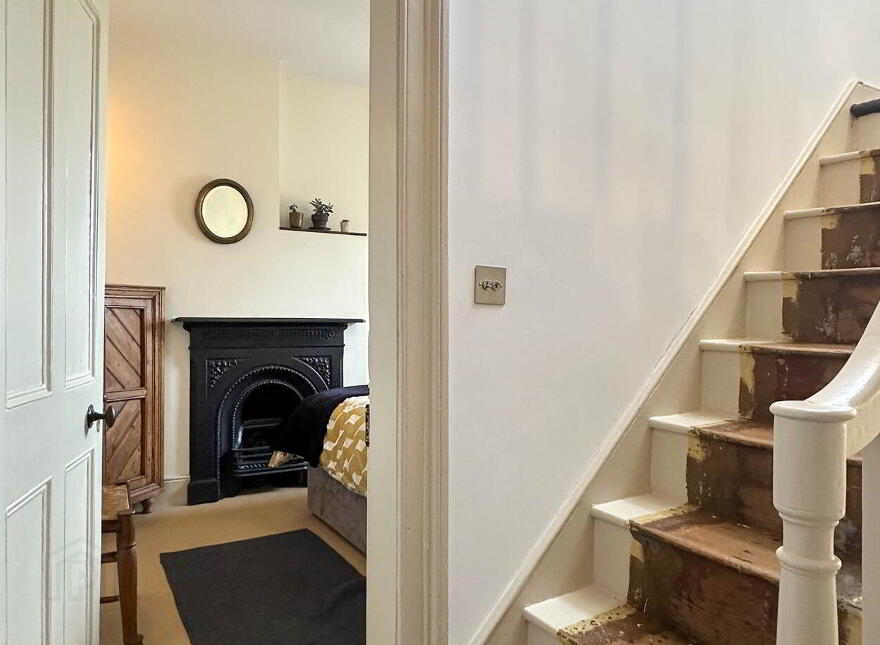 87 Main Street, Portrush, BT56 8DA