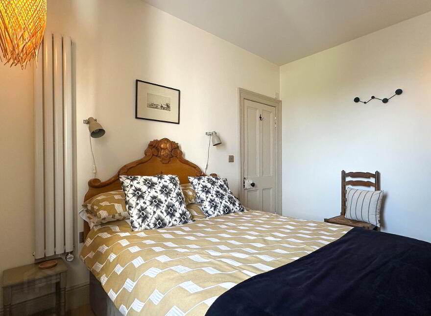 87 Main Street, Portrush, BT56 8DA