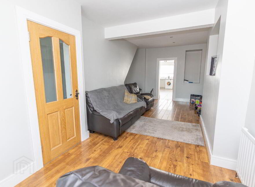 29 Newry Street, Warrenpoint, Newry, BT34 3JZ