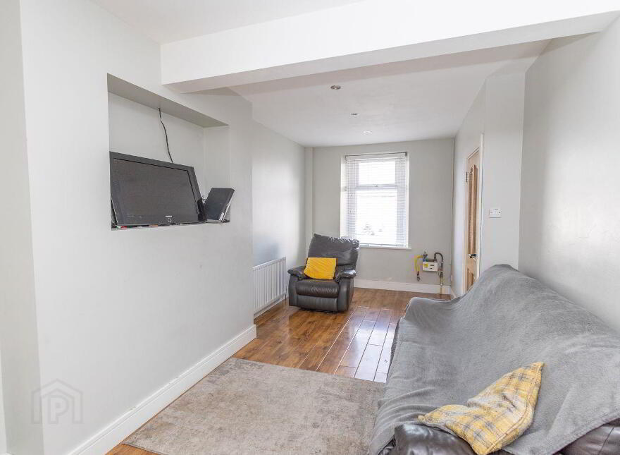 29 Newry Street, Warrenpoint, Newry, BT34 3JZ