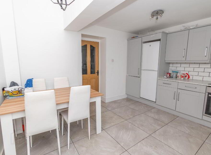 29 Newry Street, Warrenpoint, Newry, BT34 3JZ