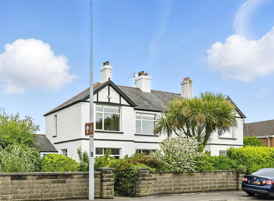46 Newtownards Road, Bangor, BT20 4BP photo