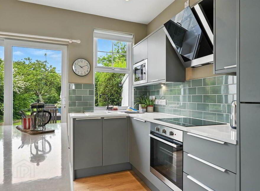 46 Newtownards Road, Bangor, BT20 4BP