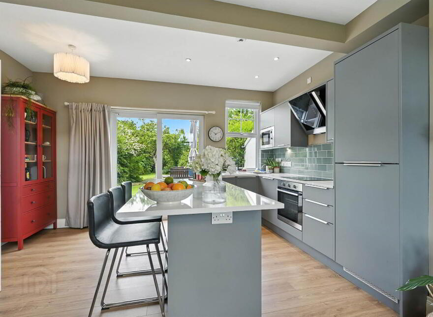46 Newtownards Road, Bangor, BT20 4BP