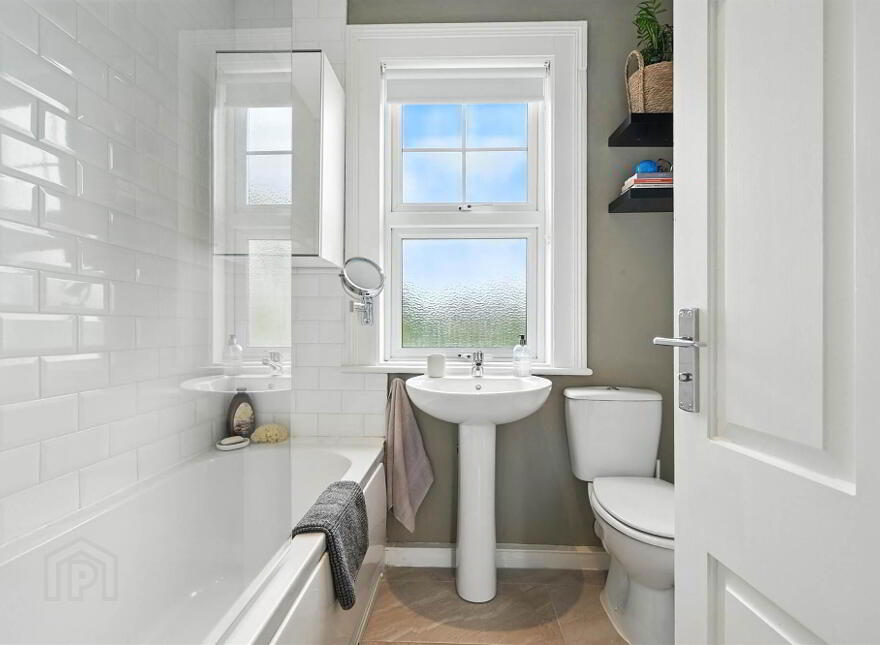 46 Newtownards Road, Bangor, BT20 4BP