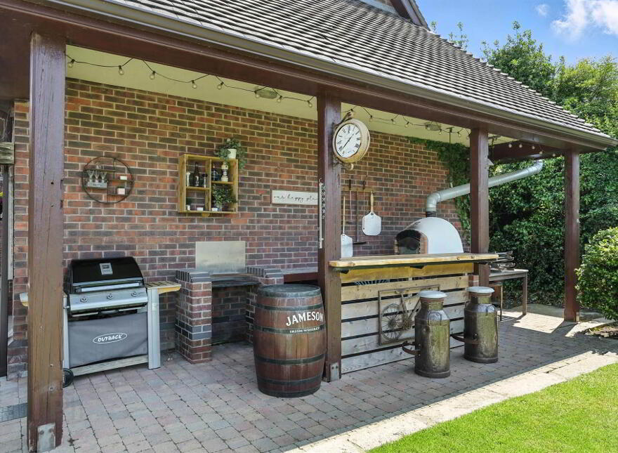 47 Seven Mile Straight, Dunadry, Templepatrick, BT41 4SW