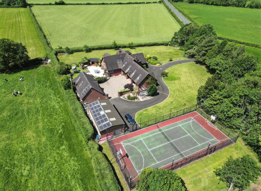 47 Seven Mile Straight, Dunadry, Templepatrick, BT41 4SW