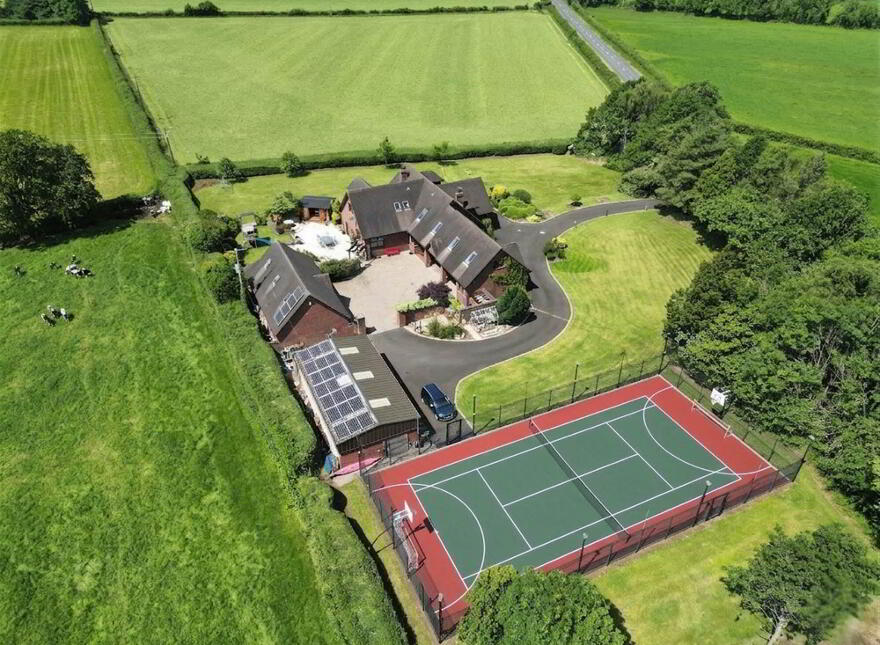 47 Seven Mile Straight, Dunadry, Templepatrick, BT41 4SW