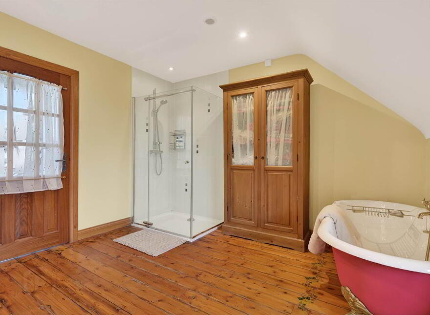 47 Seven Mile Straight, Dunadry, Templepatrick, BT41 4SW