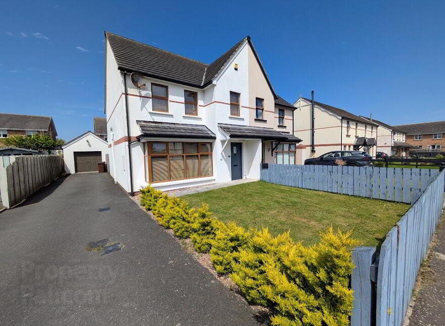 25 Longfield Way, Ballyhalbert, Newtownards, BT22 1GL photo