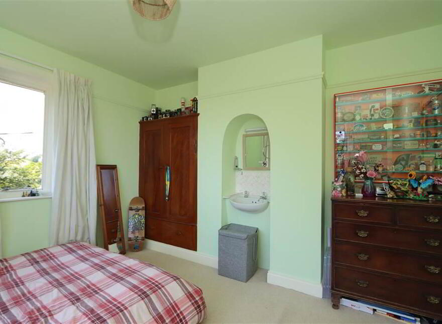 'Mount Cairn', 106 Newtownards Road, Comber, BT23 5LD