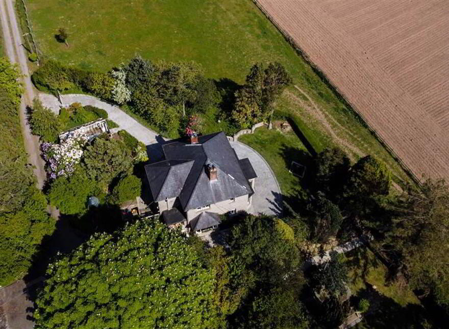 'Mount Cairn', 106 Newtownards Road, Comber, BT23 5LD