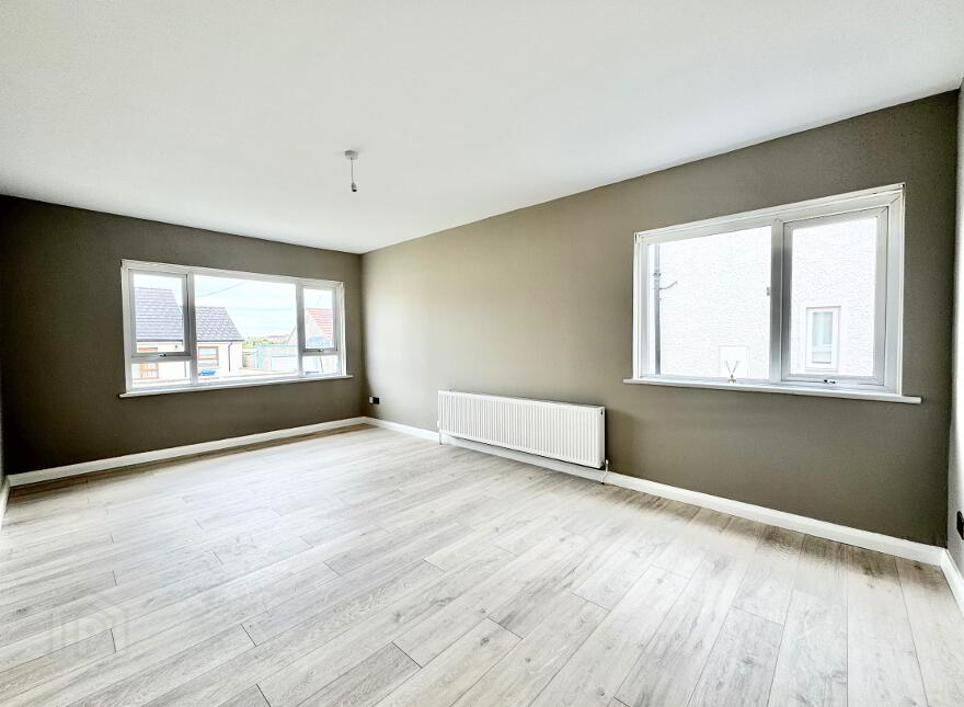21 Sunningdale, Omagh, BT78 1JX