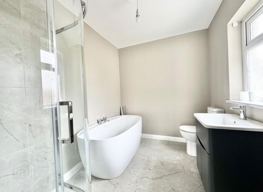 21 Sunningdale, Omagh, BT78 1JX