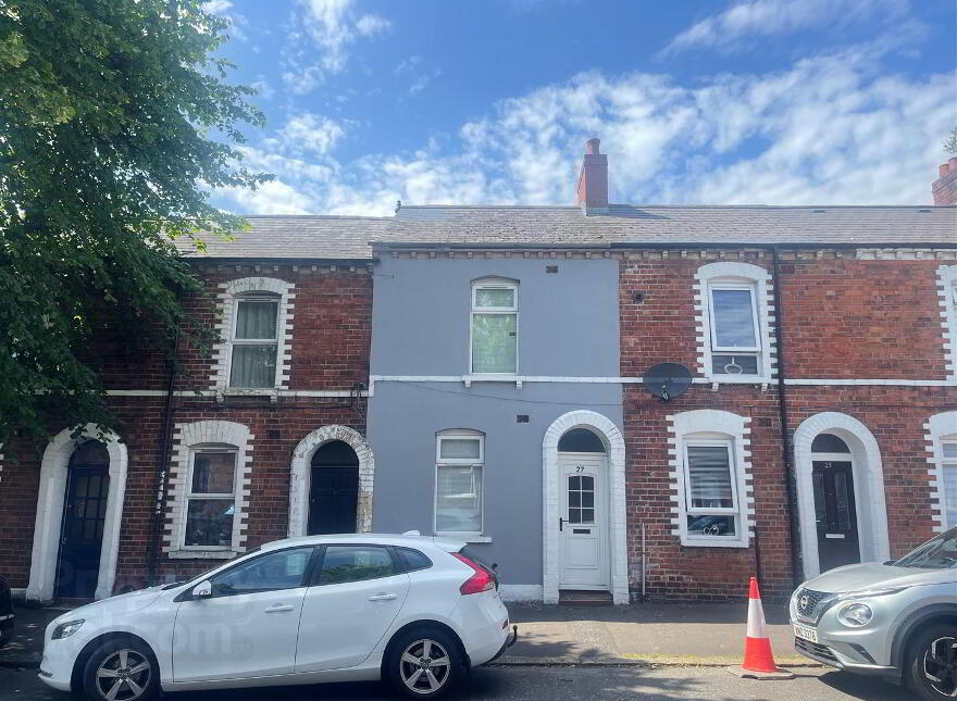 27 Donegall Avenue, Belfast, BT12 6LS photo