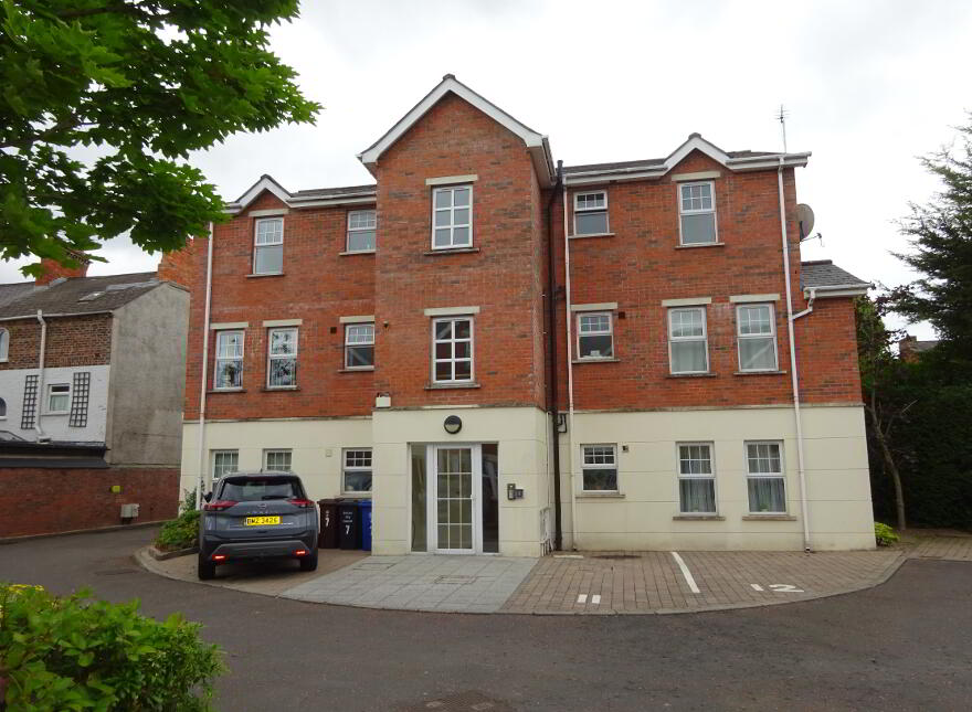 9 St Johns Square, Belfast, BT7 3HS