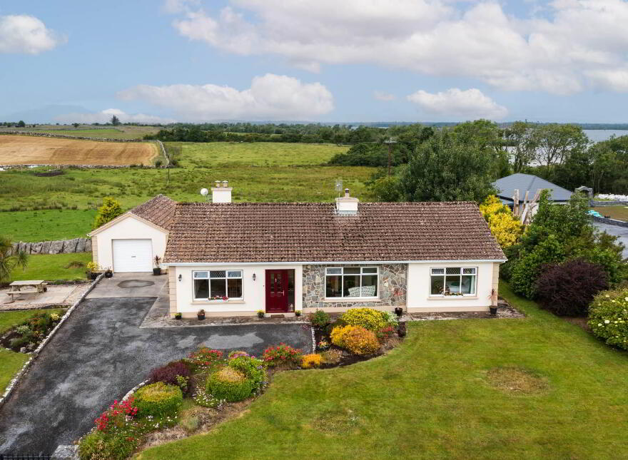 Inishmacatreer, Cross, Headford, F12NX76