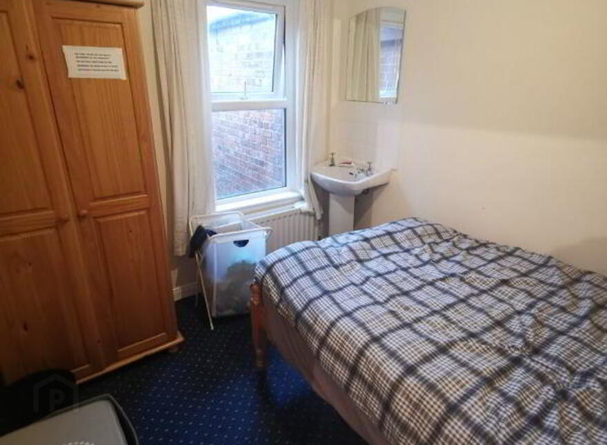 90 Edinburgh Street, Belfast, BT9 7DT