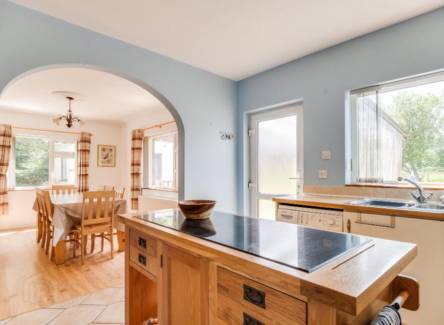 600 Loughshore Road, Belleek, BT93 3FT