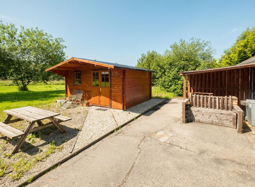 600 Loughshore Road, Belleek, BT93 3FT
