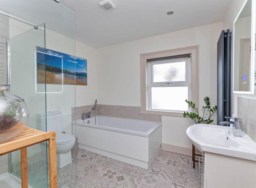 21 Castlehill Road, Belfast, BT4 3GL