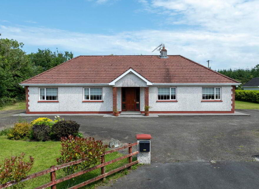 Crosserlough, Cavan Town, A82F2A4 photo