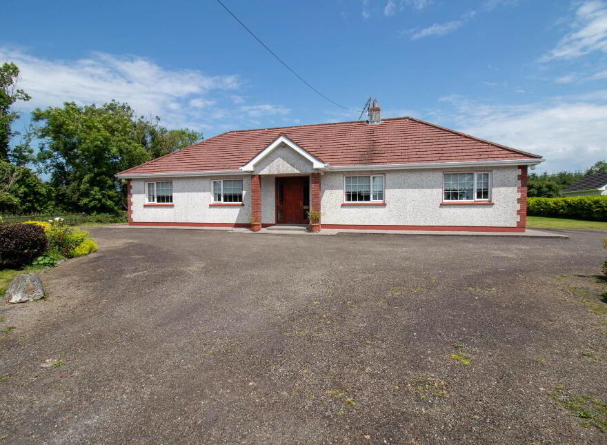 Crosserlough, Cavan Town, A82F2A4