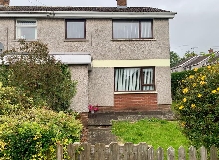 4 Thorndale Close, Antrim, BT41 1QE photo
