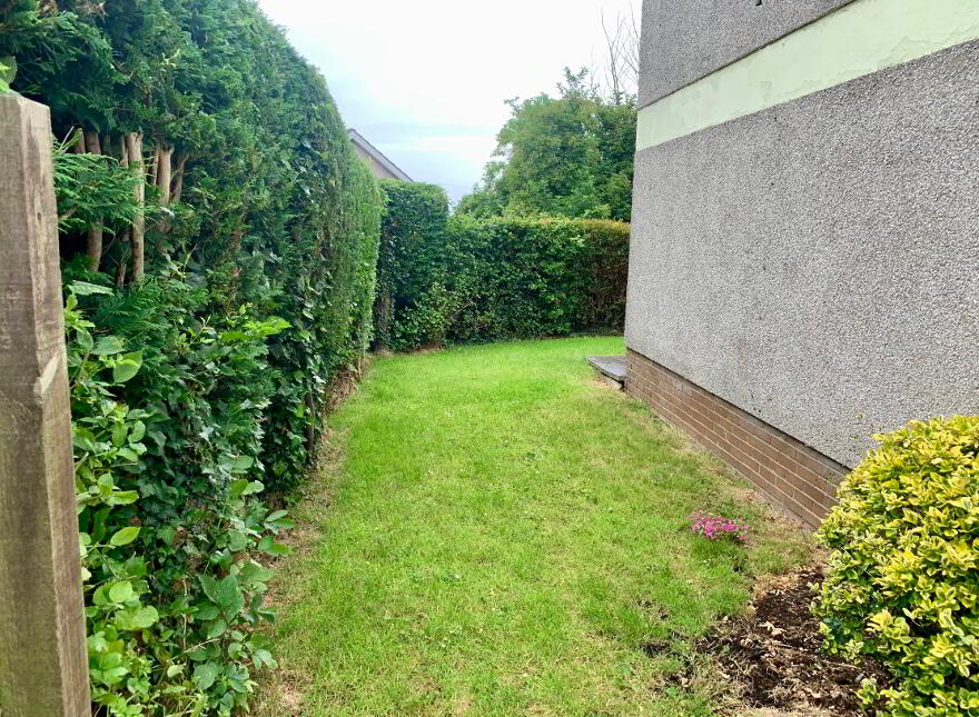 4 Thorndale Close, Antrim, BT41 1QE