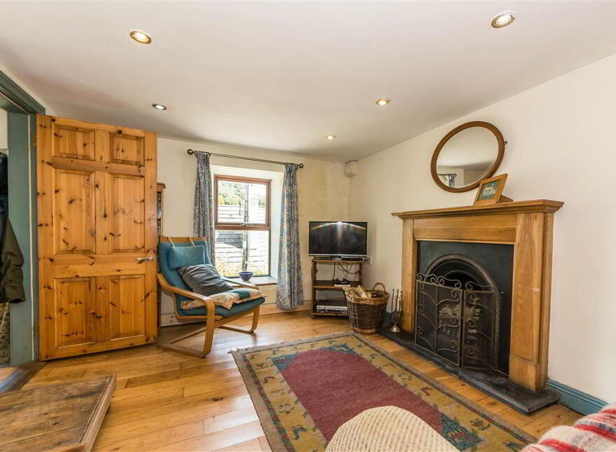 Bluebell Cottage, Bantry, West, P75V343