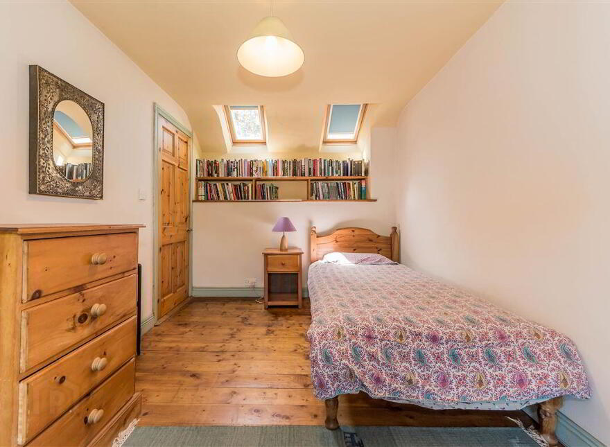 Bluebell Cottage, Bantry, West, P75V343