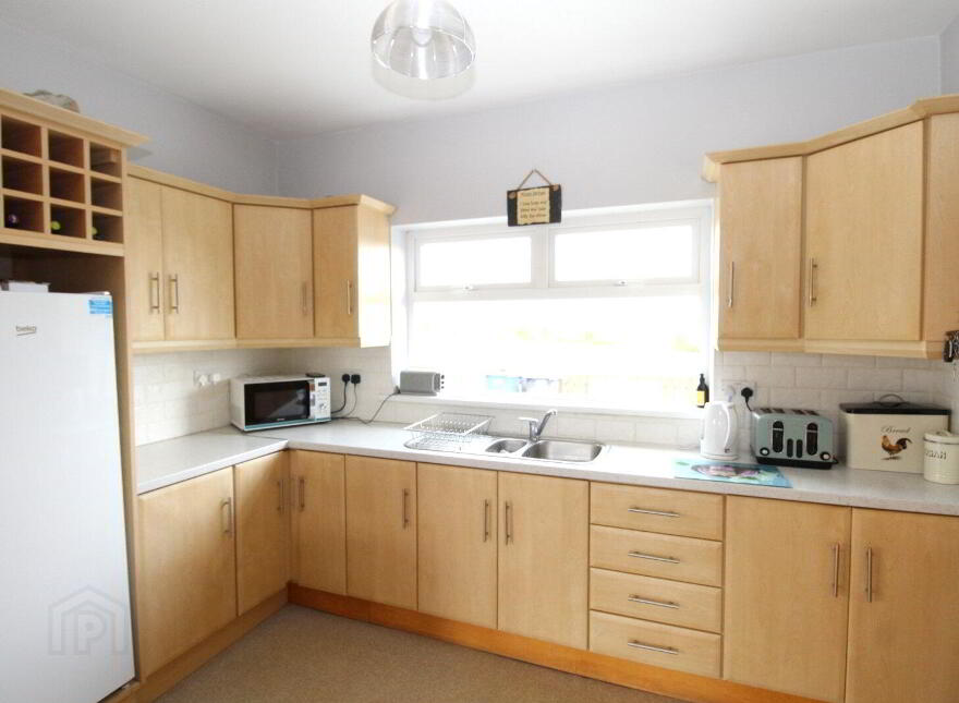 Rosduff, Aughnacliffe, N39V042