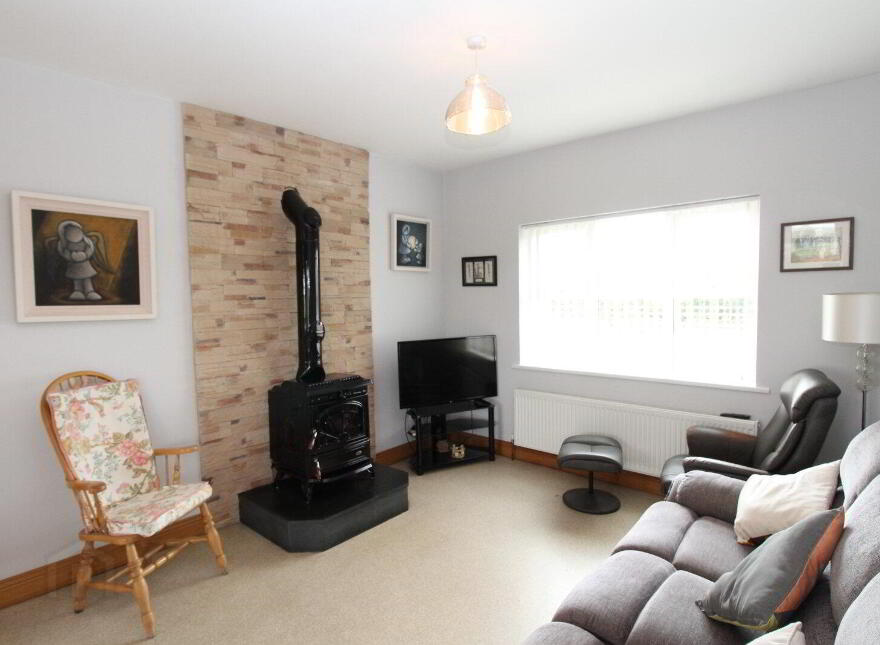 Rosduff, Aughnacliffe, N39V042