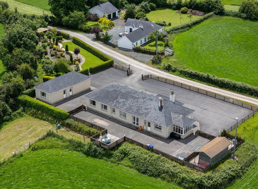 Rosduff, Aughnacliffe, N39V042
