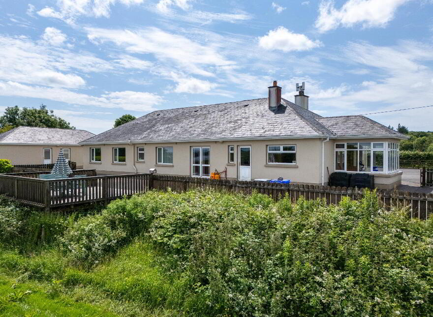 Rosduff, Aughnacliffe, N39V042