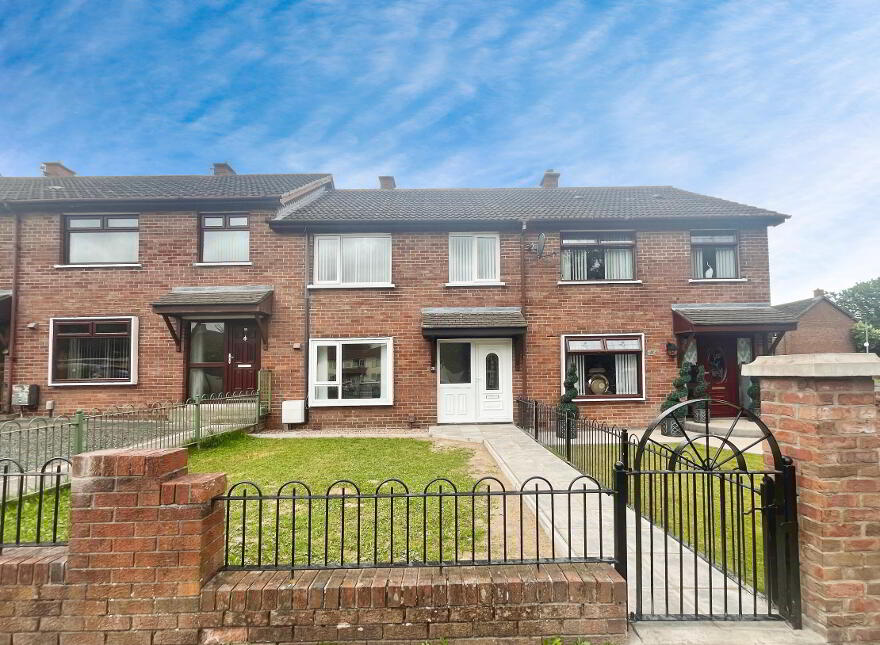 28 Blacks Road, Belfast, BT11 9LS photo