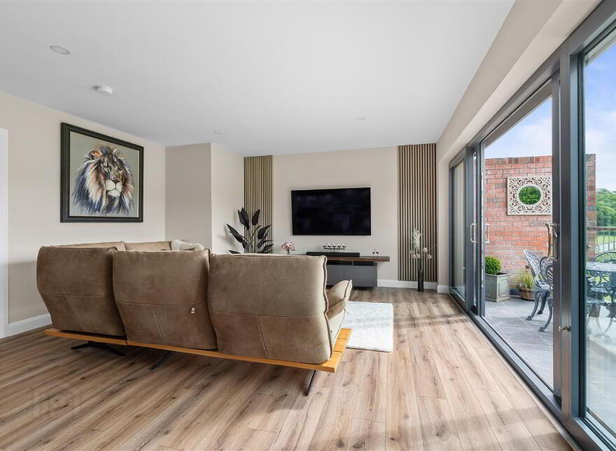28 Kirby's Meadow, Antrim, BT41 1FP