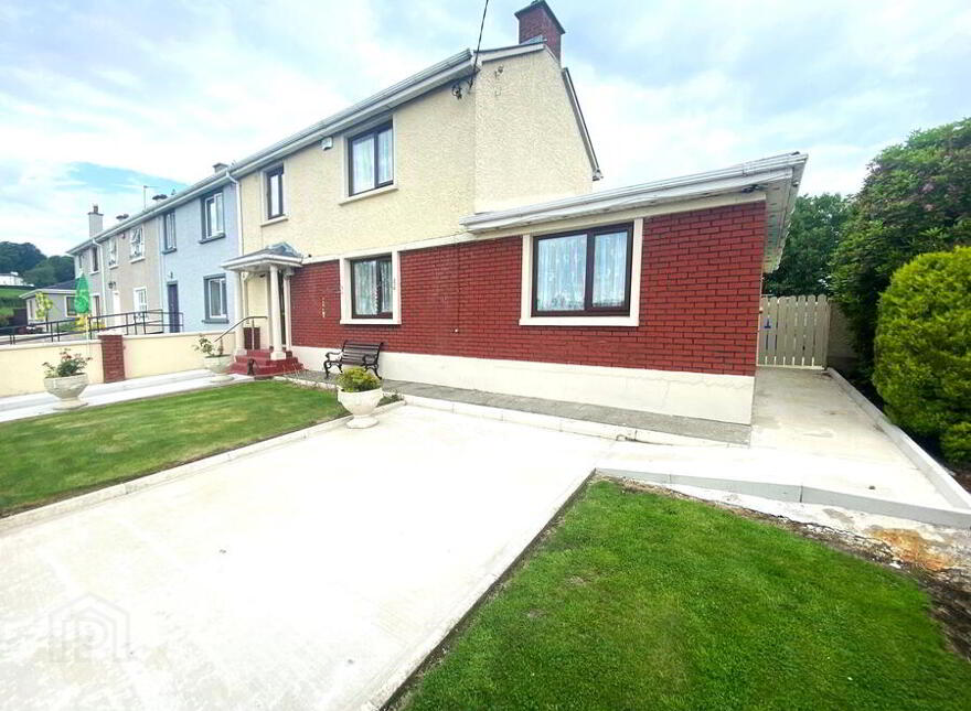387 Coneyburrow, Lifford, F93X03P