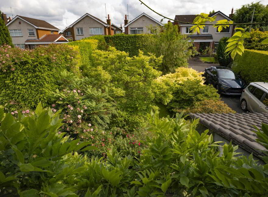 13 Trossachs Gardens, Belfast, BT10 0HX