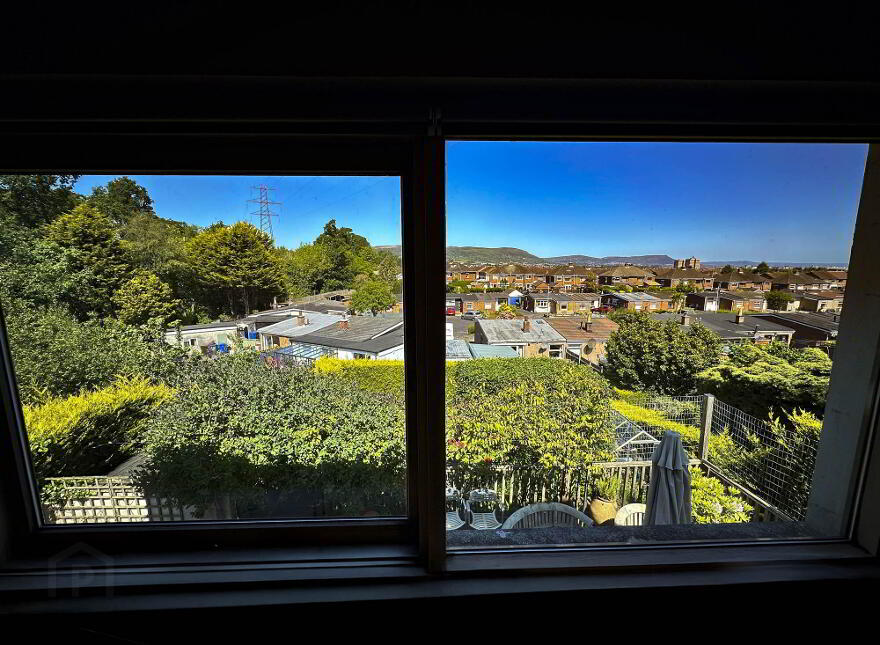 13 Trossachs Gardens, Belfast, BT10 0HX
