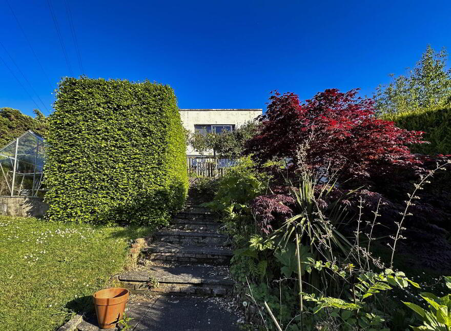 13 Trossachs Gardens, Belfast, BT10 0HX